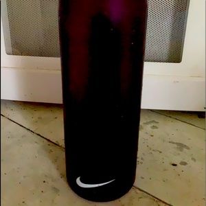 Nike water bottle